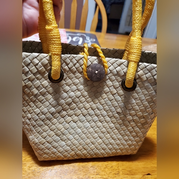 EUC Small Woven Tote Bag & Small Hat - Picture 8 of 10